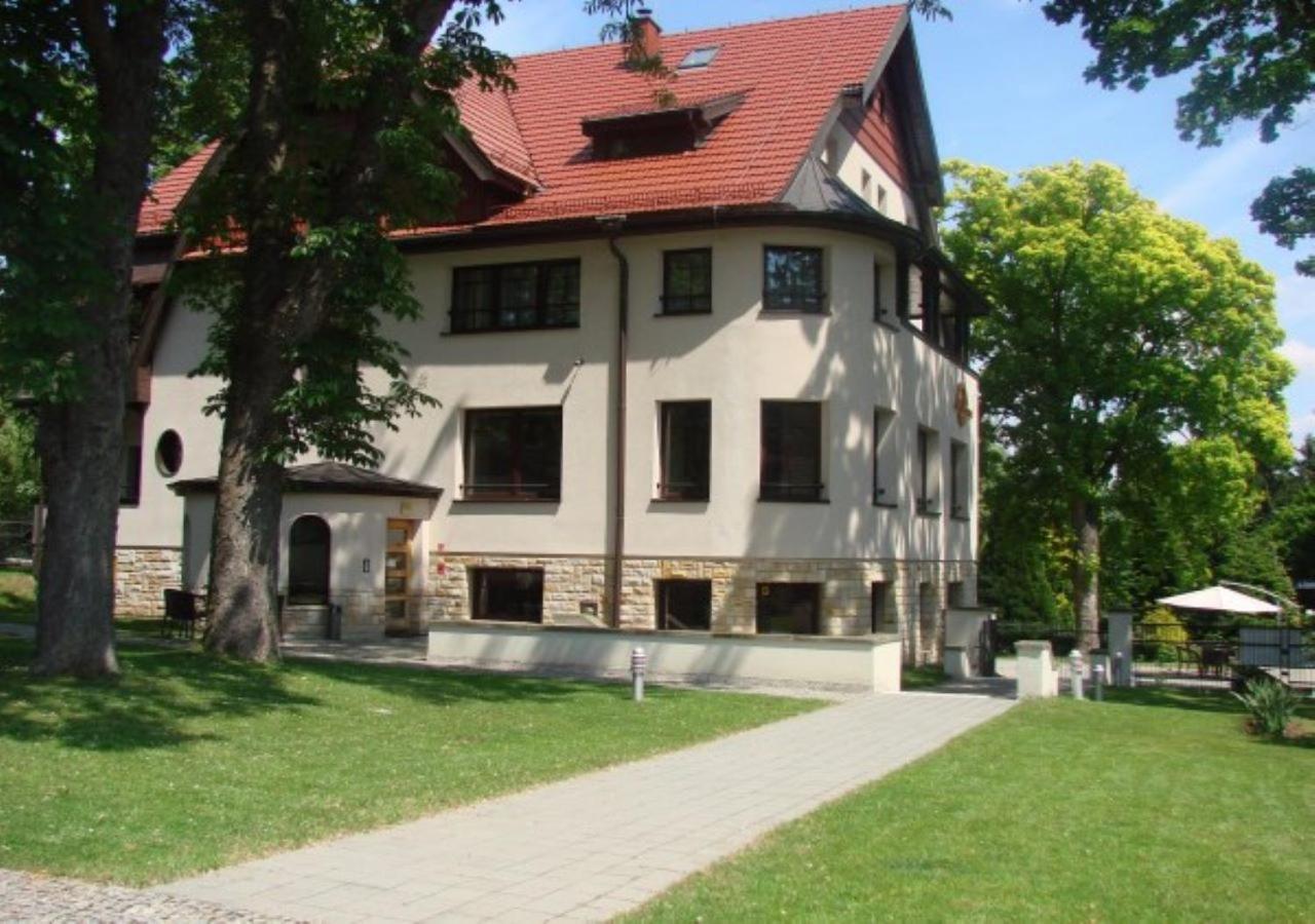 Jasny Dwór Hotel Polanica-Zdrój Exterior foto